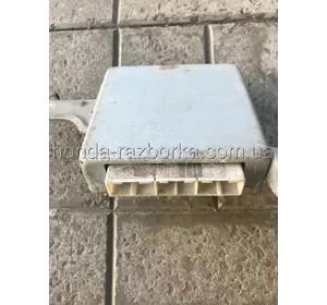 Модуль керування підвіскою Toyota Prado 120 2003-2008 89293-60032 Модуль керування підвіскою Toyota Prado 120 2003-2008 89293-60032