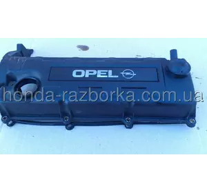 Крышка клапанная Honda Civic 4d Крышка клапанная Honda Civic 4d