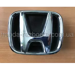 Подиум с эмблемой Honda CR-V 2011 год