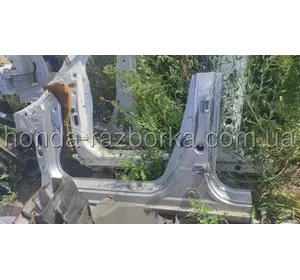 Порог с центральной стойкой Honda Accord 2013-2017 Порог с центральной стойкой Honda Accord 2013-2017